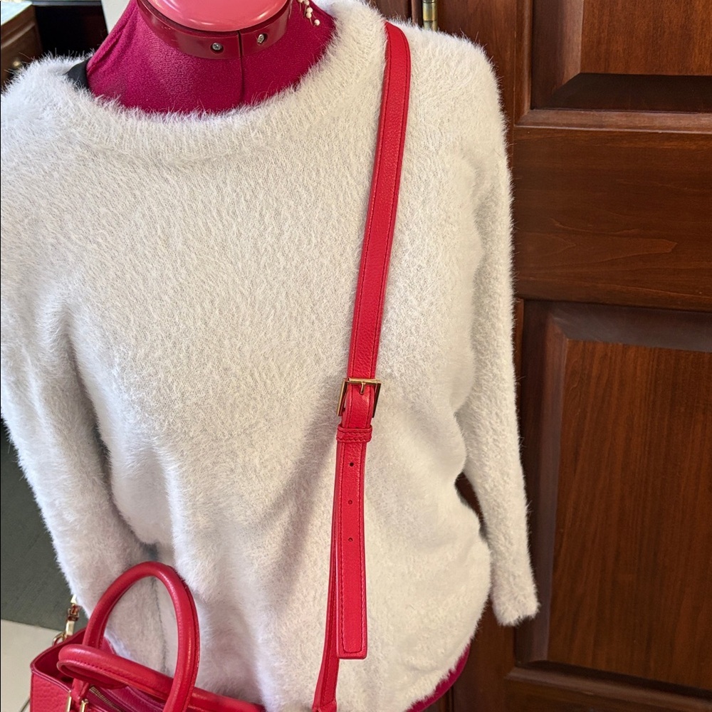 Tory Burch  Satchel  crossbody bag
Pebbled Leather  Red  front pocket, gold tone - Picture 7 of 17
